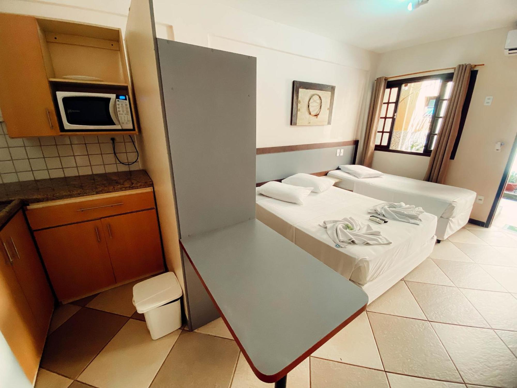 Lonier Praia Inn Flats Иля Гранде Екстериор снимка