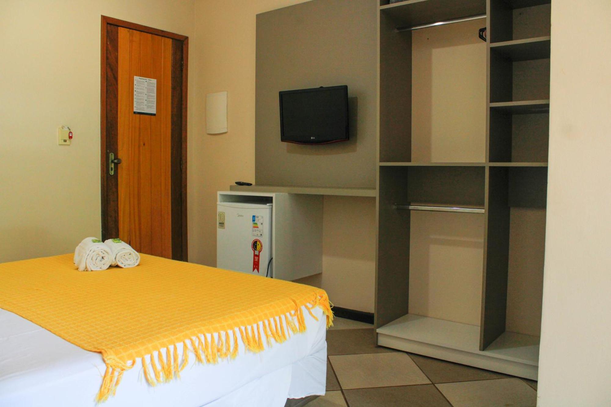 Lonier Praia Inn Flats Иля Гранде Екстериор снимка