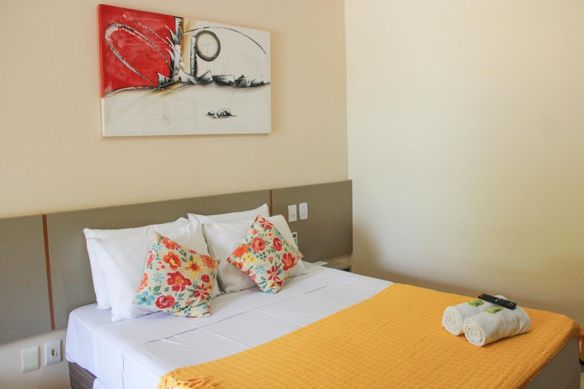 Lonier Praia Inn Flats Иля Гранде Екстериор снимка